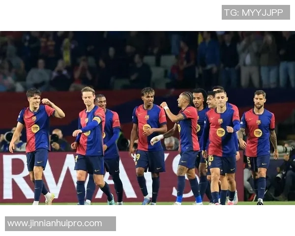 巴萨前锋线未来规划三选一续约莱万扶正费兰引进顶级前锋 巴萨前锋线未来规划三选一续约莱万扶正费兰引进顶级前锋