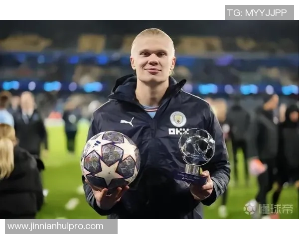 自2019-20赛季以来欧冠进球榜莱万领先哈兰德紧随其后