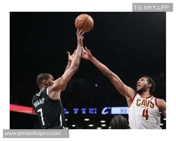 篮网12月战绩出乎意料防守效率领跑联盟展现强大实力 篮网12月战绩出乎意料防守效率领跑联盟展现强大实力