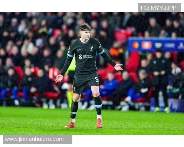 利物浦小将麦康奈尔与欧文贝克将于一月提前回归球队助力 利物浦小将麦康奈尔与欧文贝克将于一月提前回归球队助力